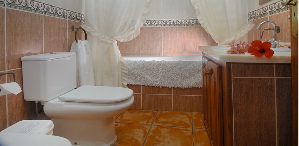 Jasmine cottage bathroom, Tenerife - La Bodega, Tenerife accommodation